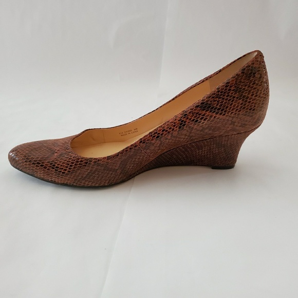 Cole Haan Shoes - Cole Haan Patent leather Size 9.5  Shoes Wedges.